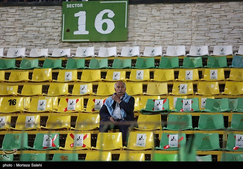 تصاویر: دیدار تیم های استقلال تهران و ذوب‌آهن اصفهان