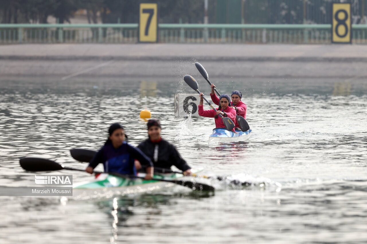 تصاویر: مسابقات قایقرانی آب های آرام