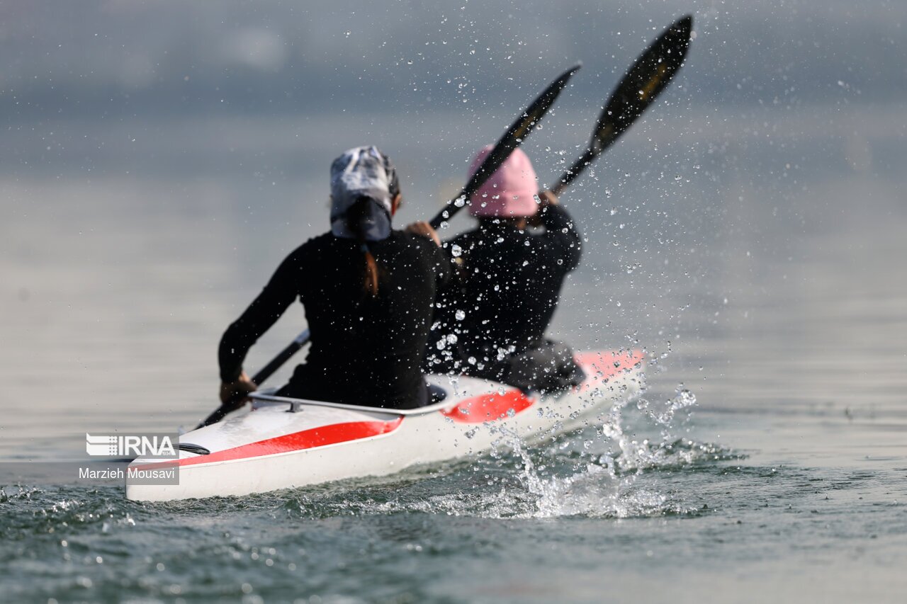 تصاویر: مسابقات قایقرانی آب های آرام