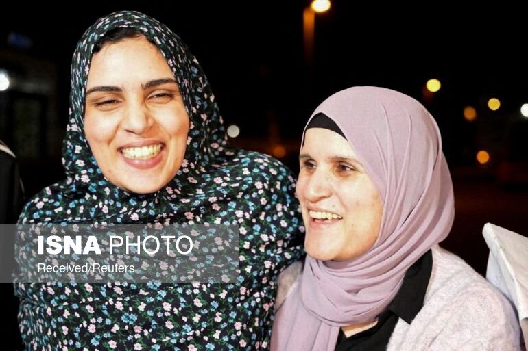 تصاویر: تبادل ۳۹ اسیر فلسطینی با ۱۳ اسیر اسرائیلی