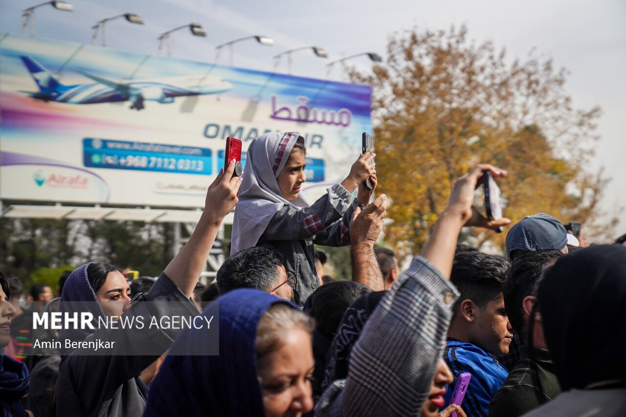 تصاویر: استقبال شیرازی‌ها از «هادی چوپان» نایب قهرمان مستر المپیا