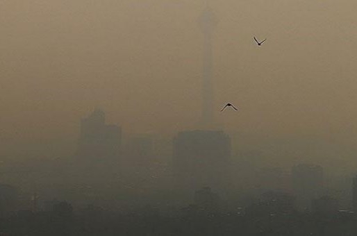 نماینده مجلس: منشأ ۷۰ درصد آلودگی هوای تهران وسایل نقلیه است/ تنها راهکار مسئولان برای مدیریت بحران آلودگی هوا، تعطیلی مدارس است