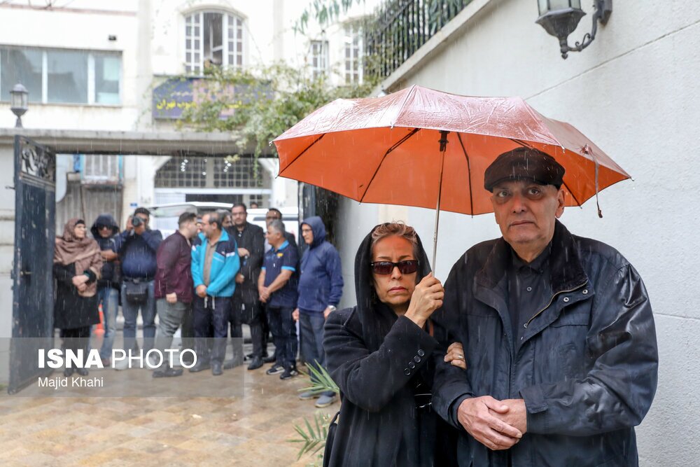 تصاویر: تشییع پیکر «بیتا فرهی»