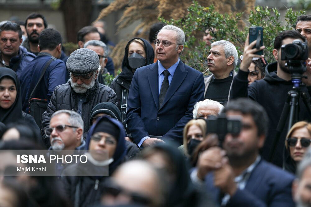 تصاویر: تشییع پیکر «بیتا فرهی»