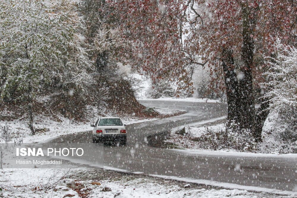 تصاویر: اولین برف پاییزی در روستاهای کوهپایه نشین سوادکوه