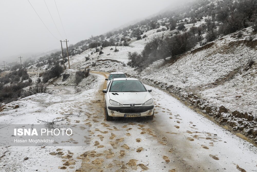 تصاویر: اولین برف پاییزی در روستاهای کوهپایه نشین سوادکوه