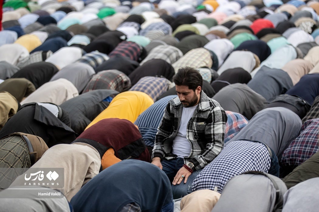 تصاویر: اقامه نماز عید فطر در مصلی تهران