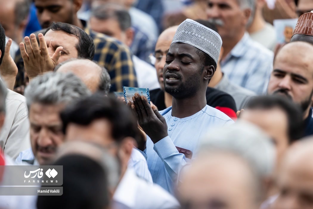 تصاویر: اقامه نماز عید فطر در مصلی تهران