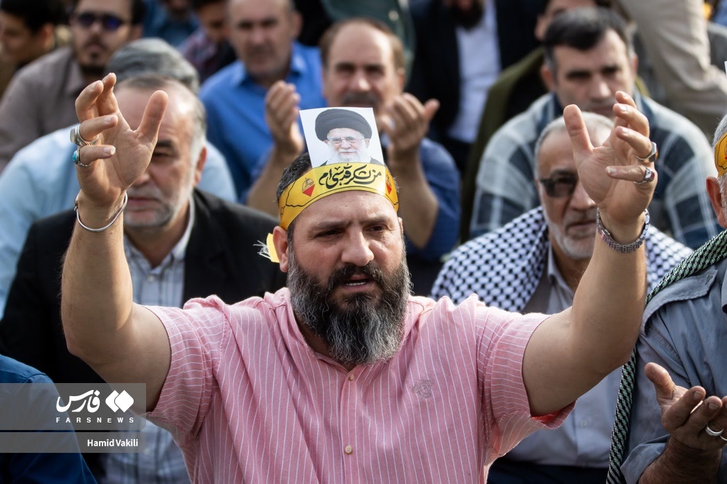 تصاویر: اقامه نماز عید فطر در مصلی تهران