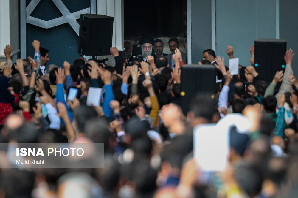 تصاویر: اقامه نماز عید فطر در مصلی تهران