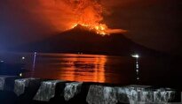 ببینید/ فوران آتشفشان در اندونزی
