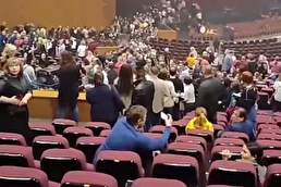 ببینید / لحظه هولناک تیراندازی درون یک سالن کنسرت در شمال مسکو