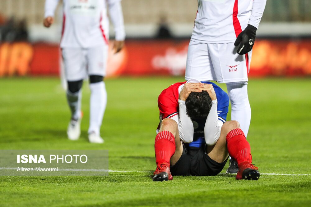 تصاویر: دیدار تیم‌های «منتخب ۹۸» و «پیشکسوتان سرخابی‌ها»