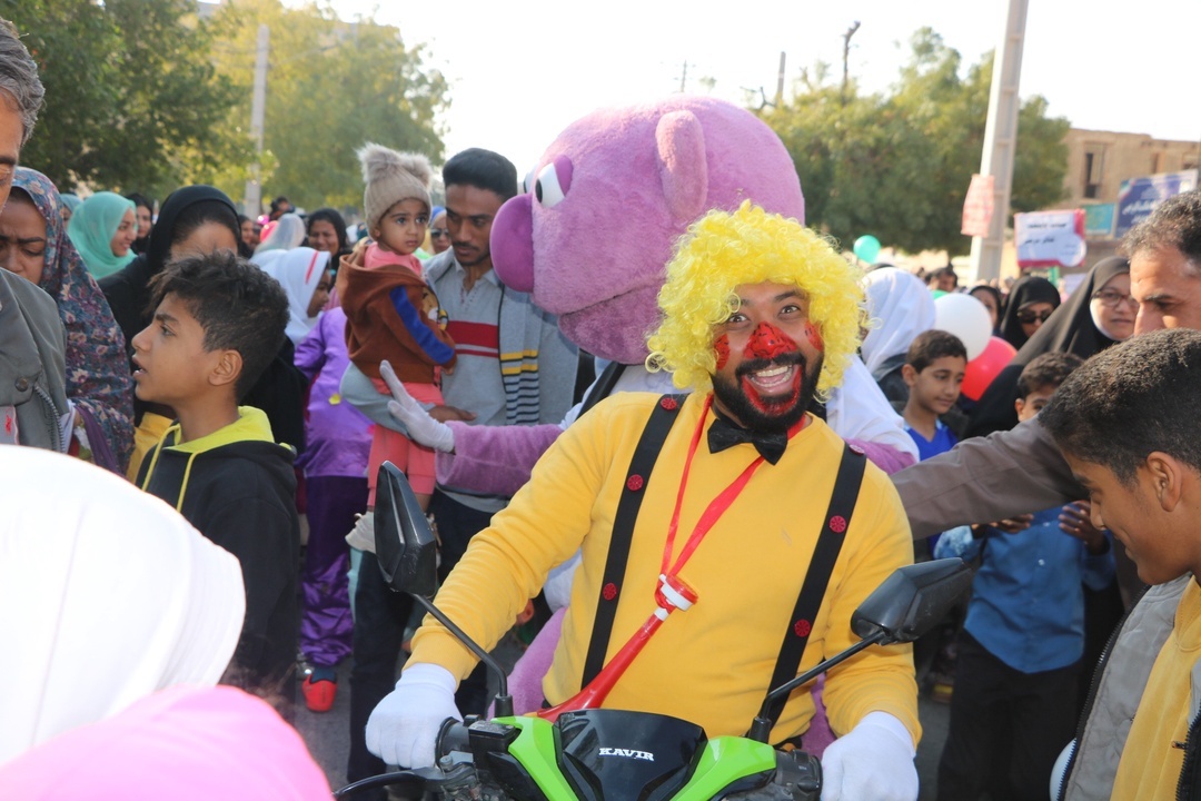 تصاویر: کارناوال جشنواره ملی تئاتر درسی در میناب