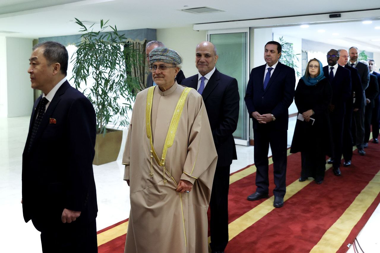 عکس/ تبریک سفرای کشور‌های اسلامی به مناسبت سالگرد پیروزی انقلاب