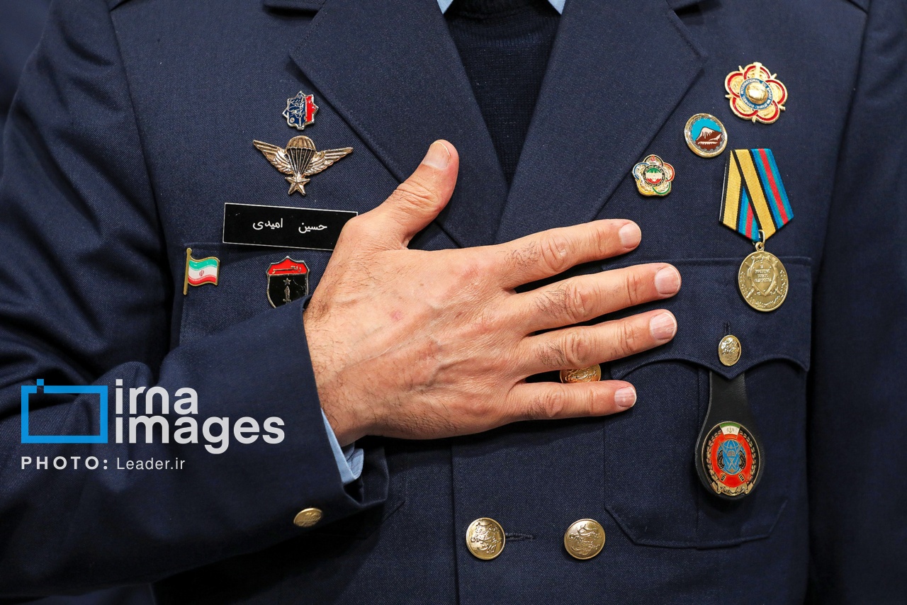 تصاویر: دیدار جمعی از فرماندهان نیروی هوایی و پدافند هوایی ارتش با مقام معظم رهبری