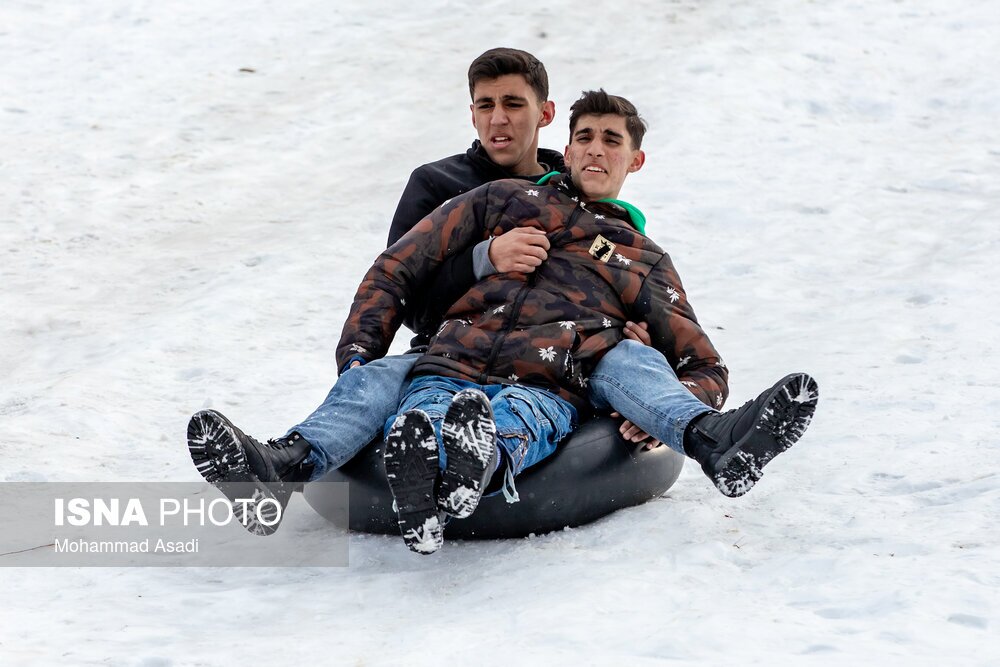 تصاویر: تیوب سواری در ارتفاعات اراک