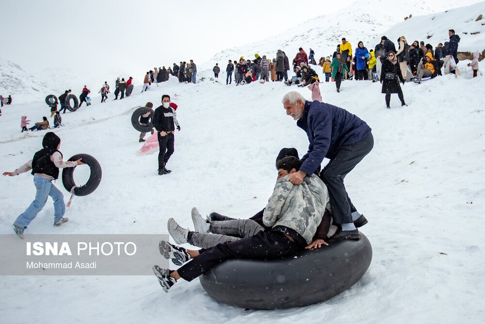 تصاویر: تیوب سواری در ارتفاعات اراک