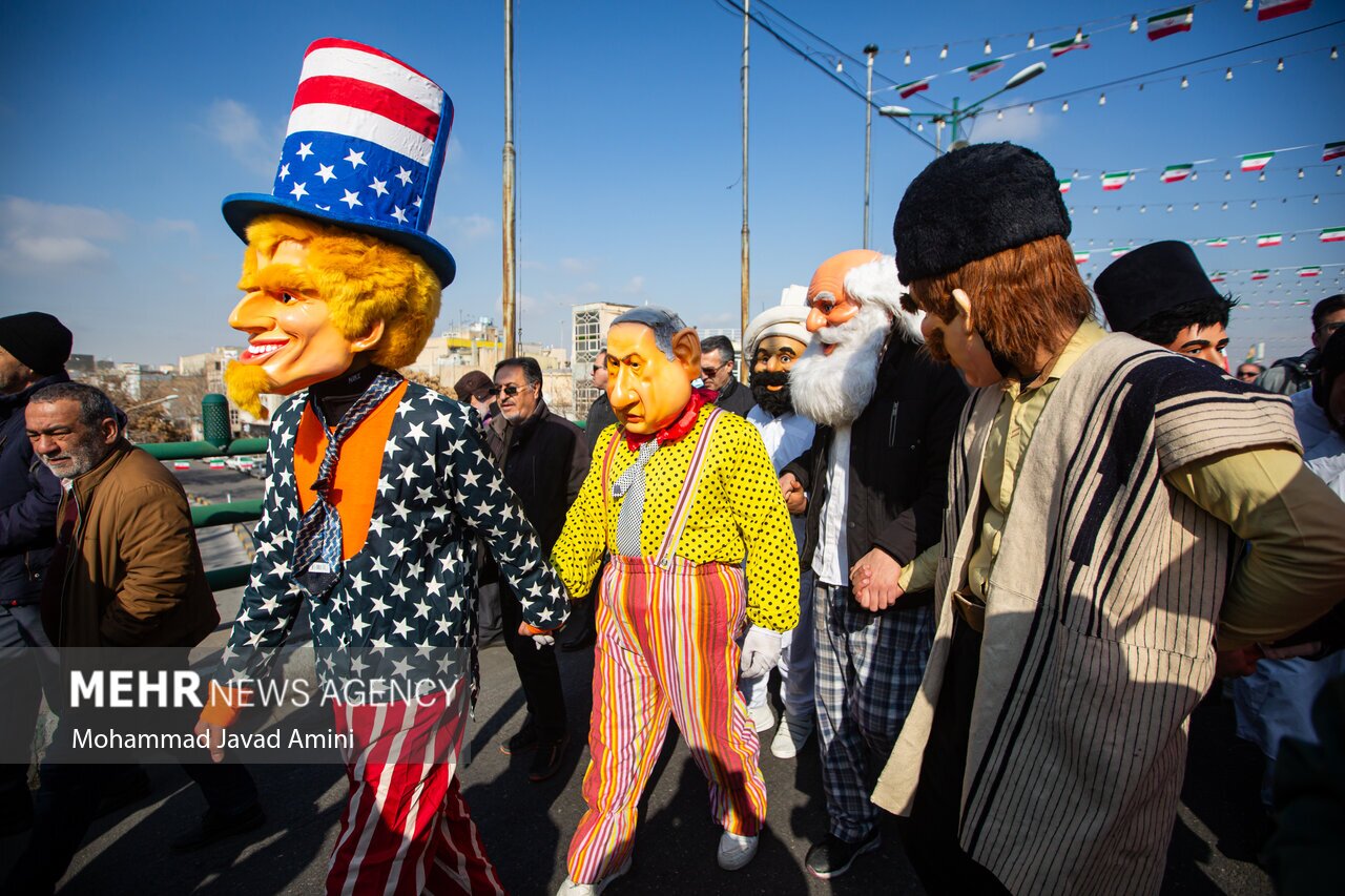 تصاویر:  راهپیمایی ۲۲ بهمن در سراسر کشور