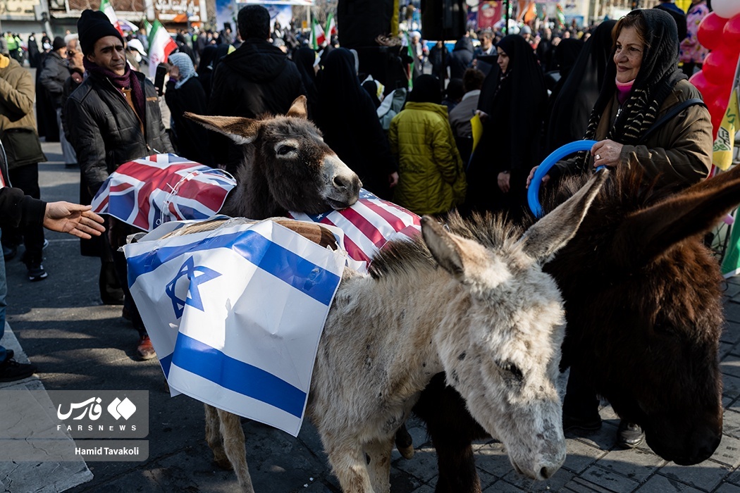 تصاویر:  راهپیمایی ۲۲ بهمن در سراسر کشور