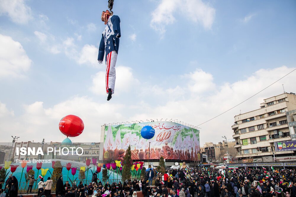 تصاویر:  راهپیمایی ۲۲ بهمن در سراسر کشور