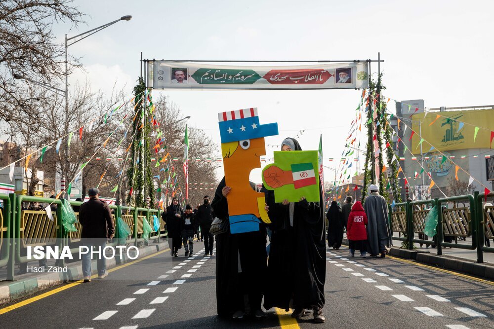 تصاویر:  راهپیمایی ۲۲ بهمن در سراسر کشور