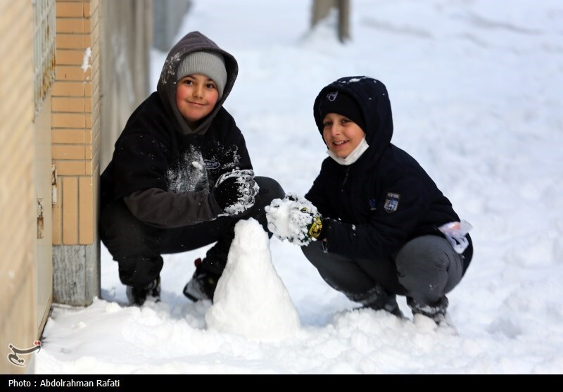 تصاویر: بارش سنگین برف در همدان
