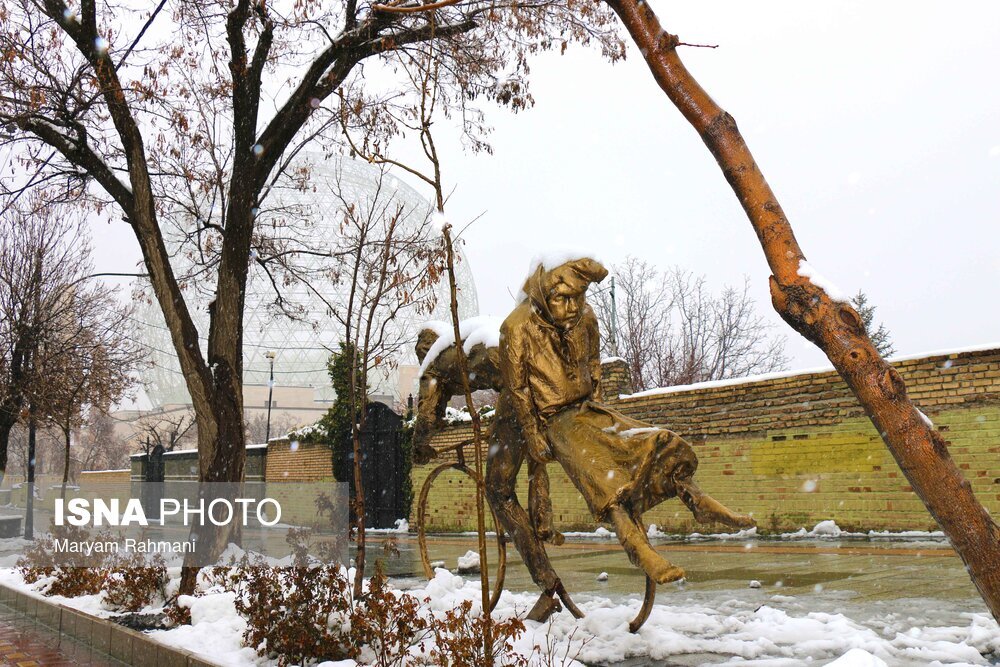 تصاویر: دوشنبه برفی شهر همدان