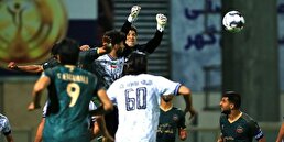 ببینید / اتفاق عجیب در بازی گل گهر و شمس آذر؛ یک تیم با ۲ پیراهن
