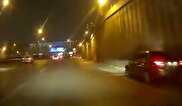 ویدیو / تصادف به‌خاطر لایی‌کشی خودروی دولتی