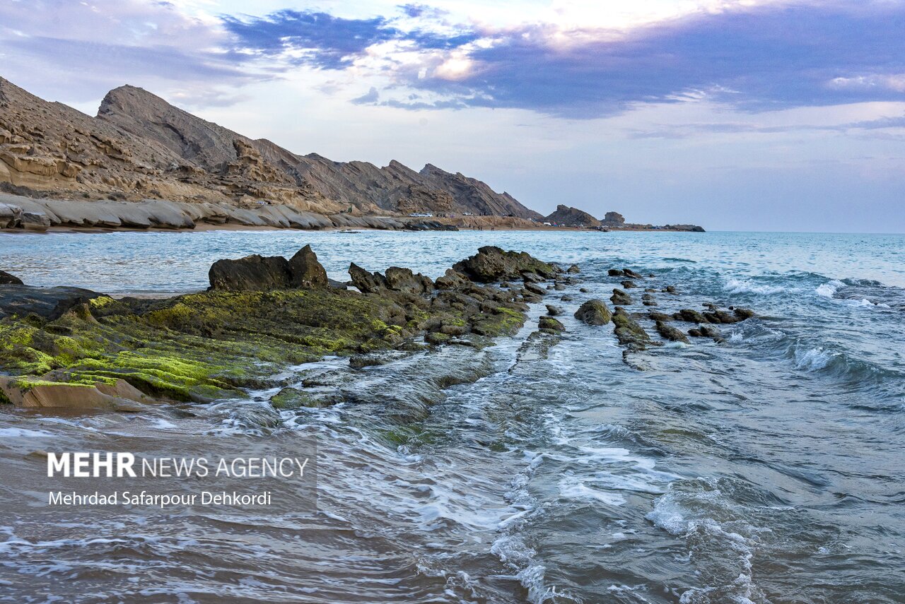 تصاویر: ساحل شگفت انگیز «دَستیر»