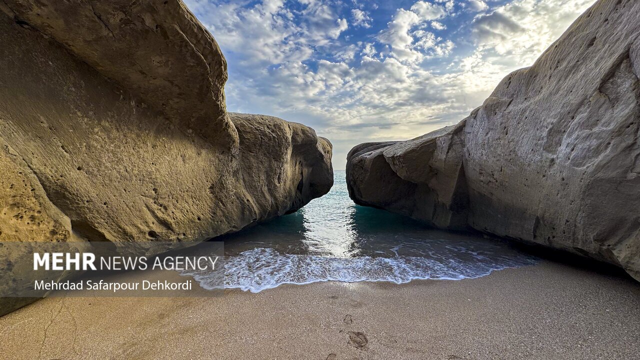 تصاویر: ساحل شگفت انگیز «دَستیر»