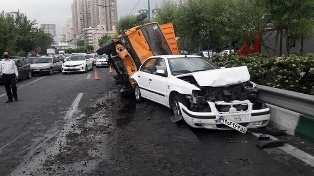 پلیس راهور: وقوع 59 درصد تصادفات تهران در بزرگراه ها/ مناطق 4 و 12 دارای بیشترین آمار تصادفات