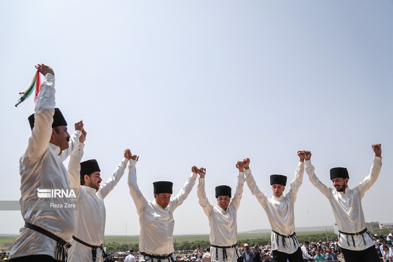 تصاویر: جشنواره کوچ عشایر مغان