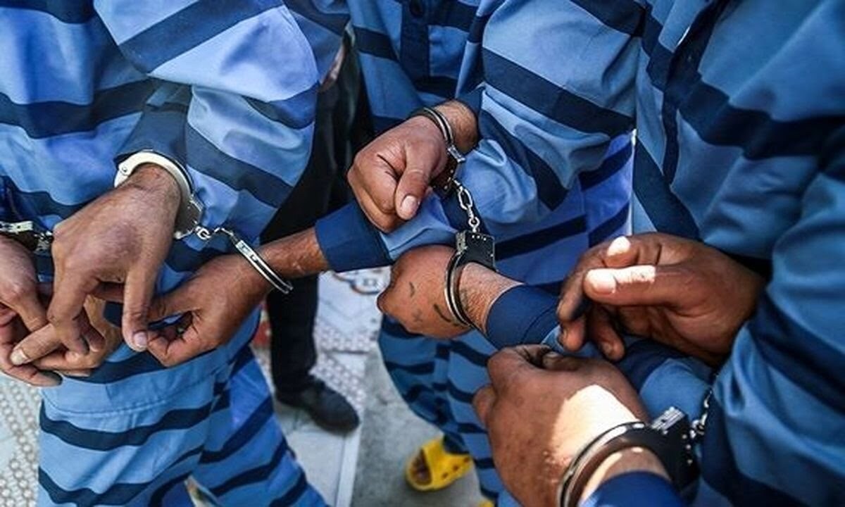 بازداشت اراذل قمه‌کش در ارومیه