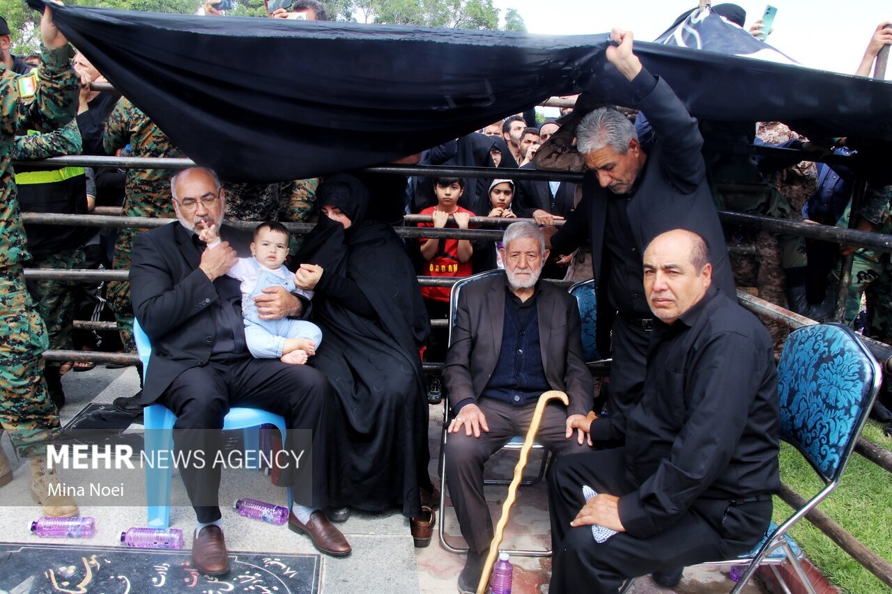 تصاویر: تشییع و خاکسپاری شهید مالک رحمتی، استاندار آذربایجان‌ شرقی