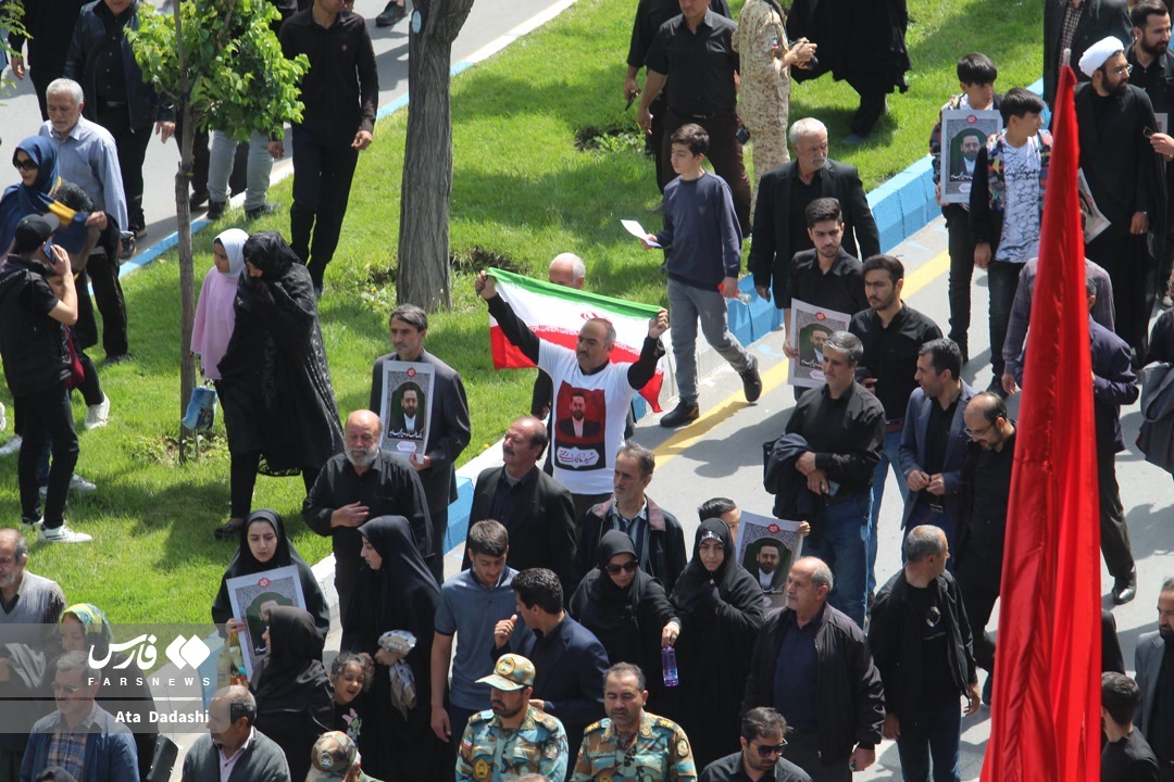 تصاویر: تشییع و خاکسپاری شهید مالک رحمتی، استاندار آذربایجان‌ شرقی