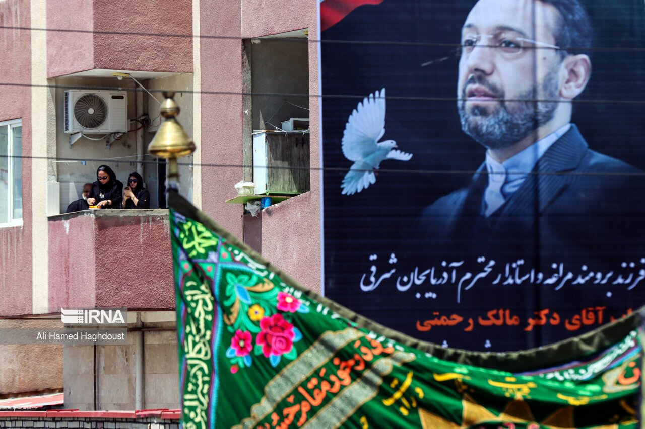 تصاویر: تشییع و خاکسپاری شهید مالک رحمتی، استاندار آذربایجان‌ شرقی