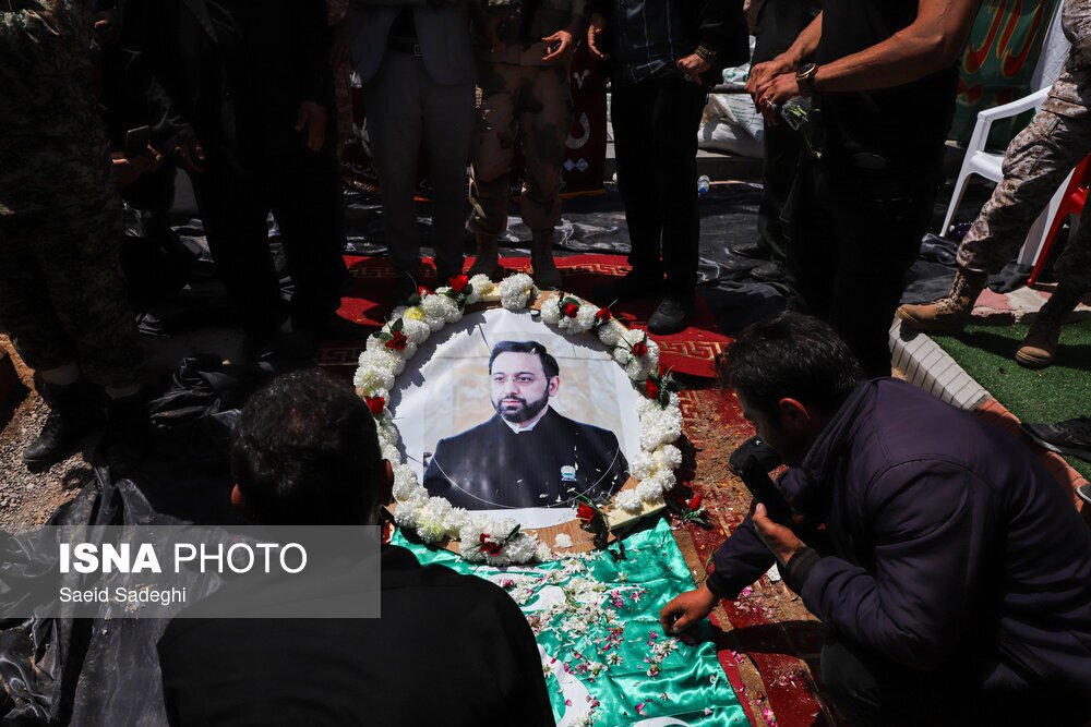 تصاویر: تشییع و خاکسپاری شهید مالک رحمتی، استاندار آذربایجان‌ شرقی