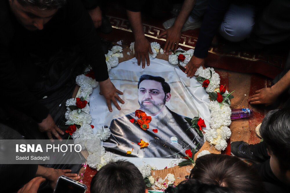 تصاویر: تشییع و خاکسپاری شهید مالک رحمتی، استاندار آذربایجان‌ شرقی