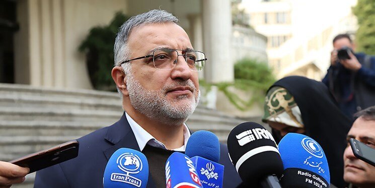 واکنش زاکانی به انتقاد برخی اعضای شورای شهر از عملکرد شهرداری تهران: انتقادات صد در صد نادرست است / یک اقلیت مخالف از اول هم بوده‌اند؛ الان هم هستند