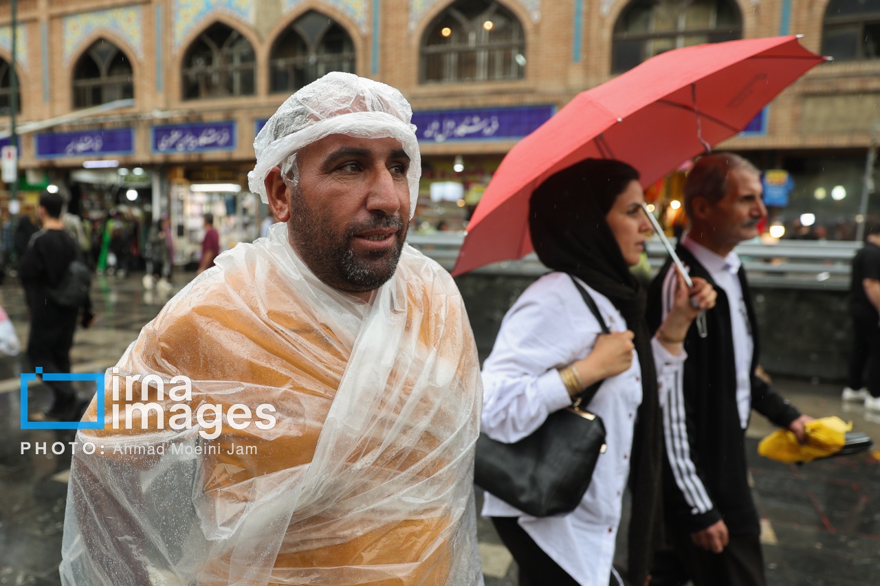 تصاویر: نخستین باران پاییزی تهران