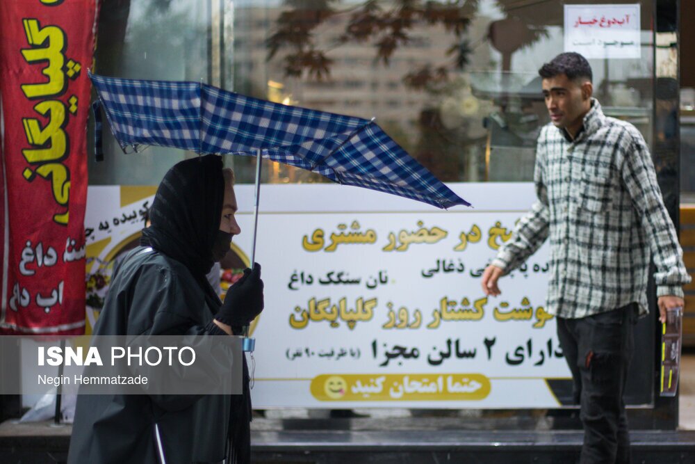 تصاویر: نخستین باران پاییزی تهران