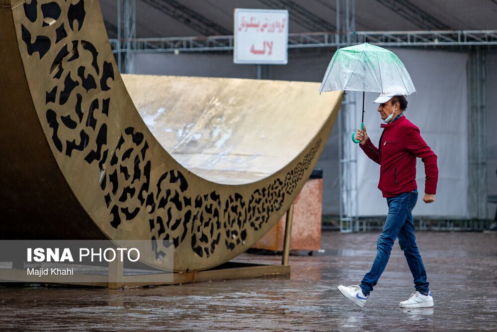 تصاویر: نخستین باران پاییزی تهران