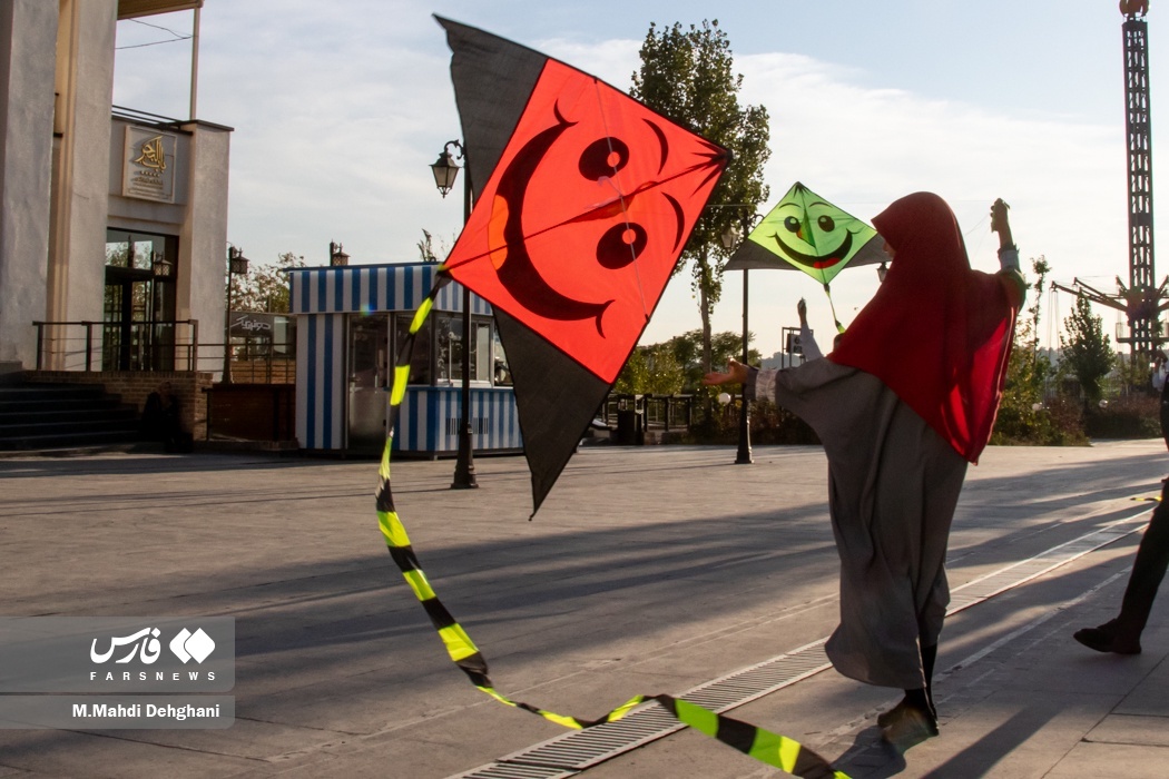 تصاویر: جشن بادبادک بازی در تهران