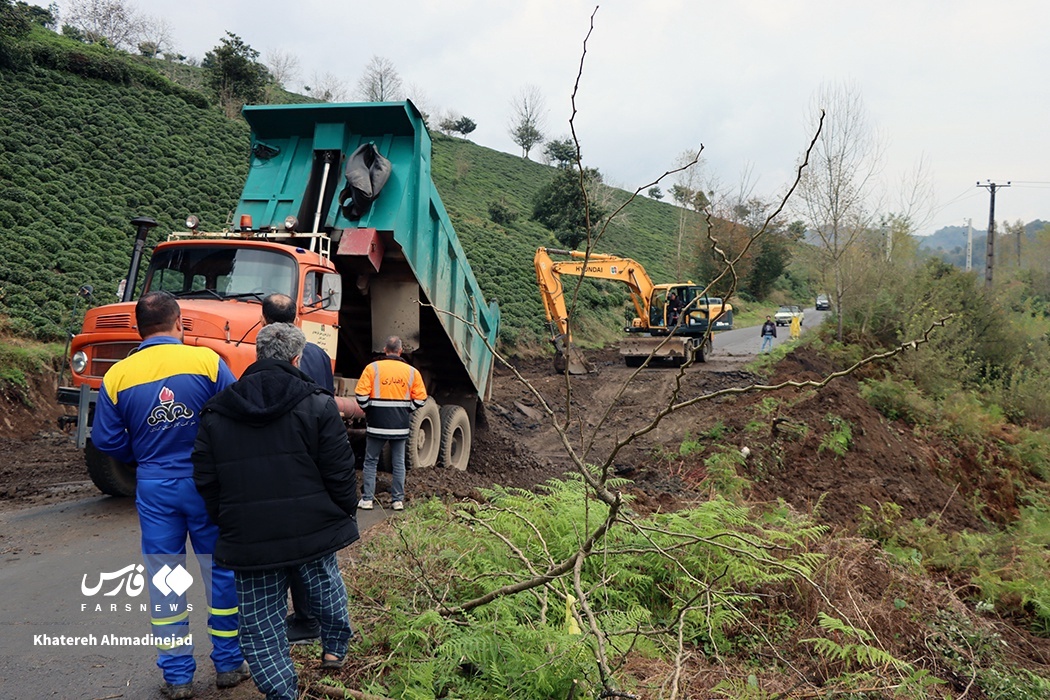 تصاویر: رانش زمین در گیلان