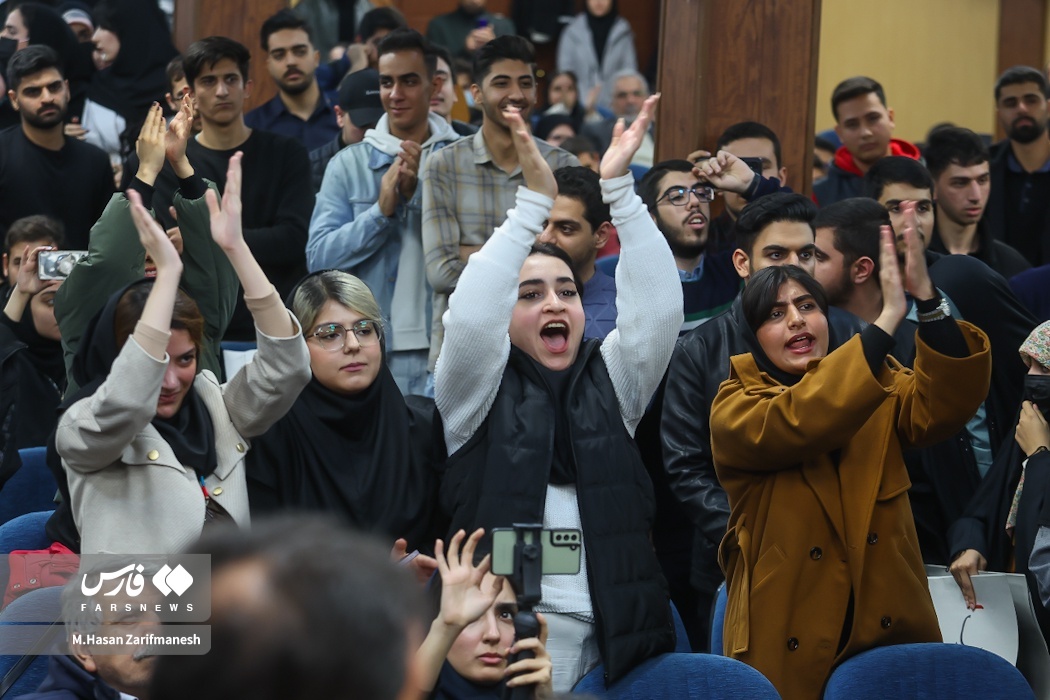 تصاویر: مراسم روز دانشجو در دانشگاه علامه طباطبایی با حضور سخنگوی دولت