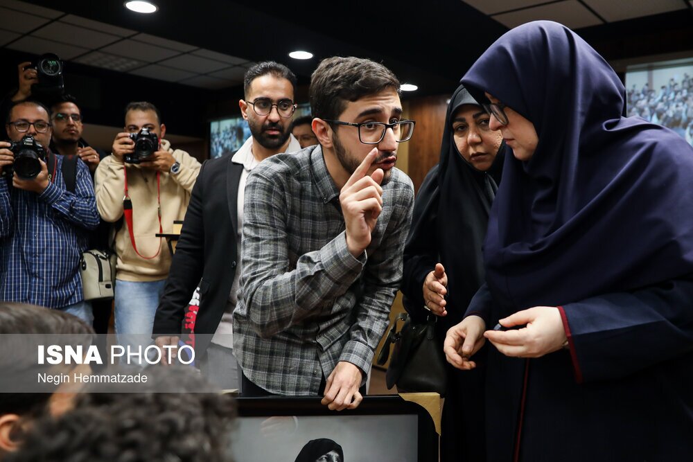 تصاویر: مراسم روز دانشجو در دانشگاه علامه طباطبایی با حضور سخنگوی دولت