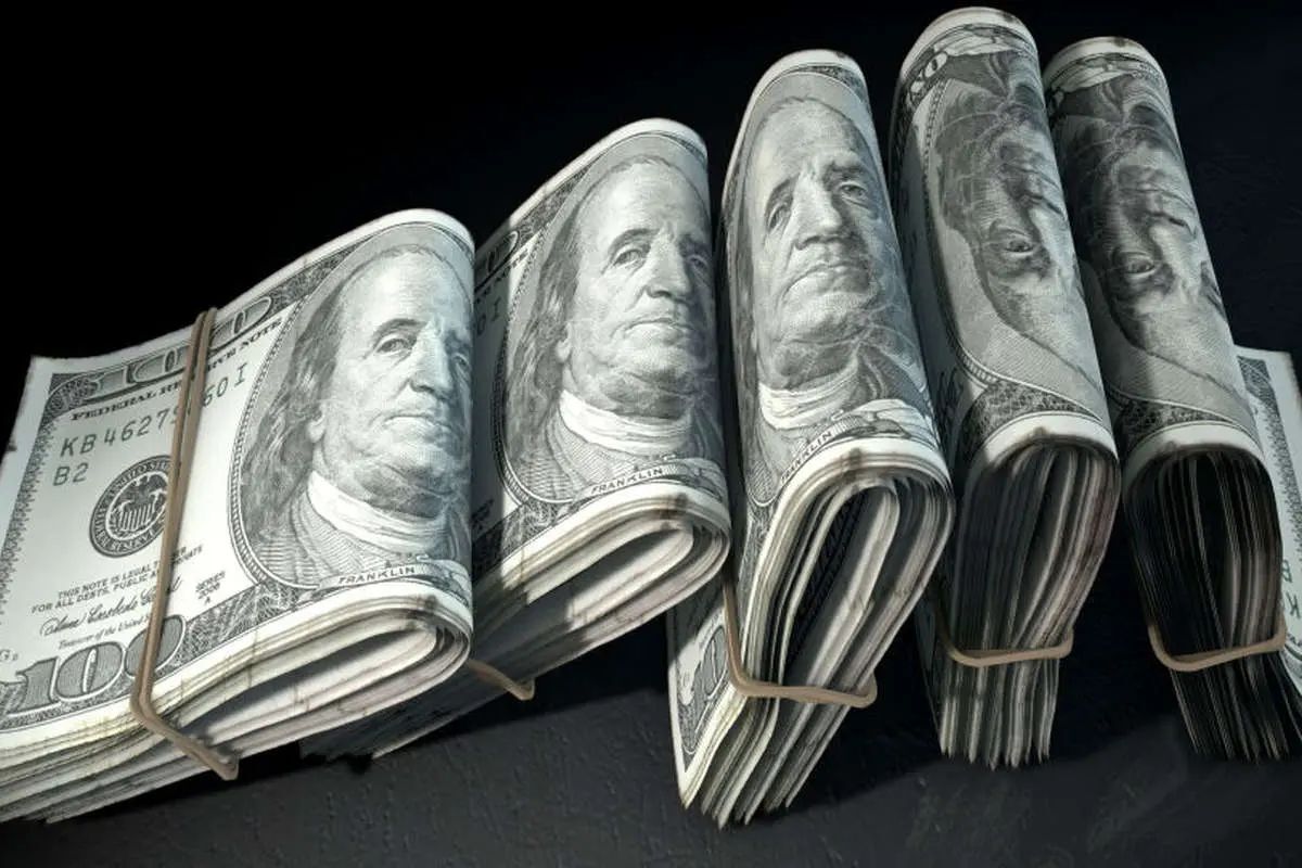 دلار ۱۴۶ هزار و ۹۰۰ تومان شد