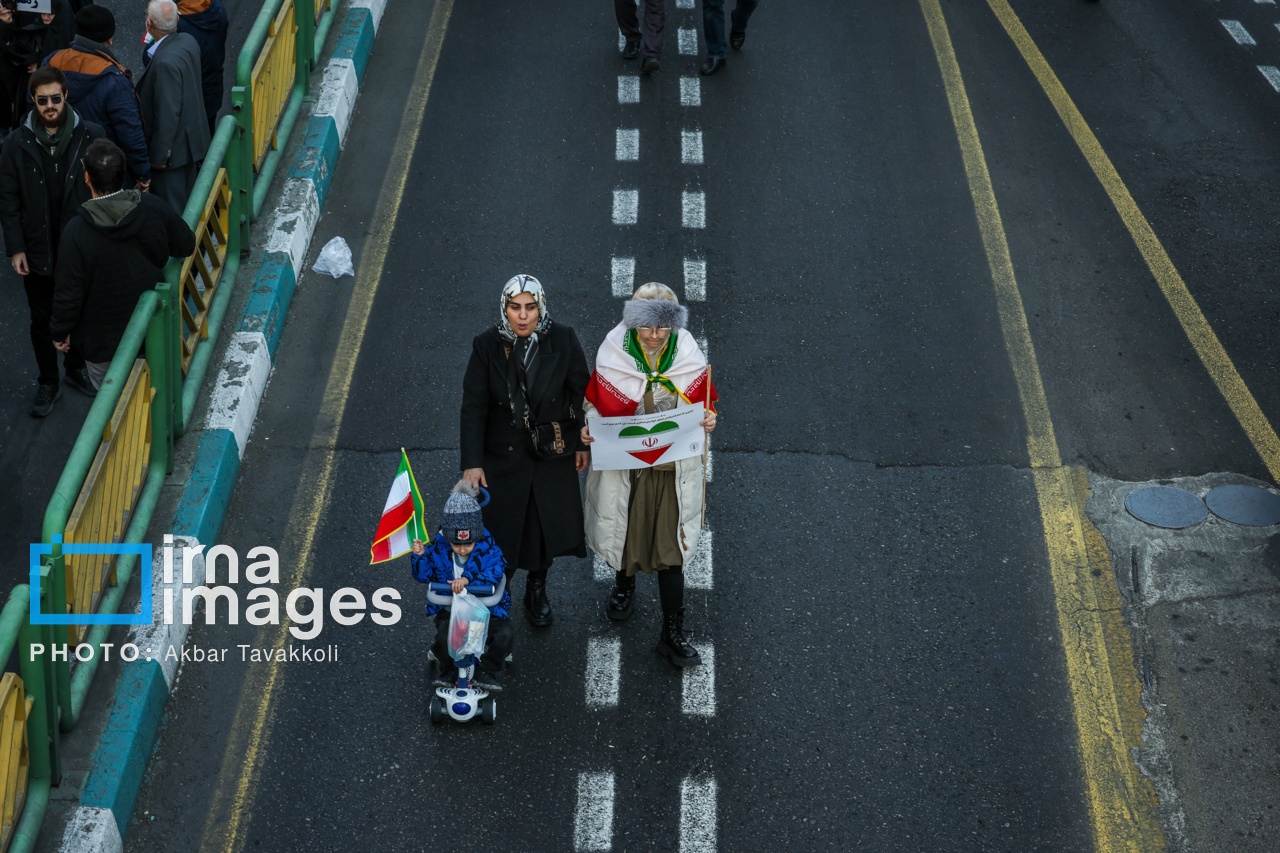 تصاویر: راهپیمایی امروز ۲۲ دی ماه
